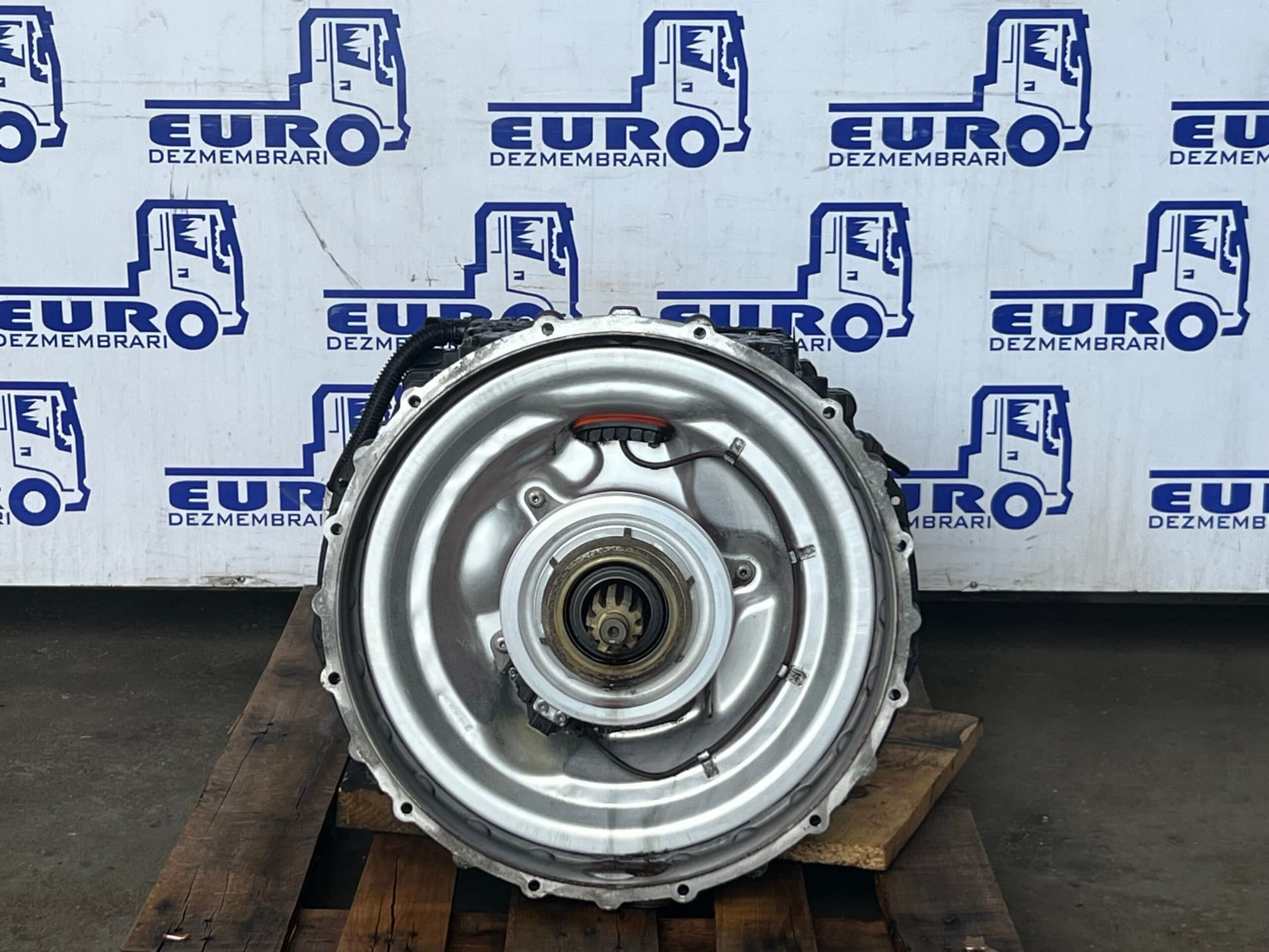 CUTIE DE VITEZE IVECO 5801900220 TRAXON FARA INTARDER 12TX 2210 TD R=16,69-1,00 – imagine 2
