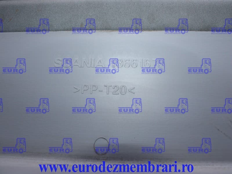 HÁZ TETŐABLAK SCANIA 1366167 – 2. kép