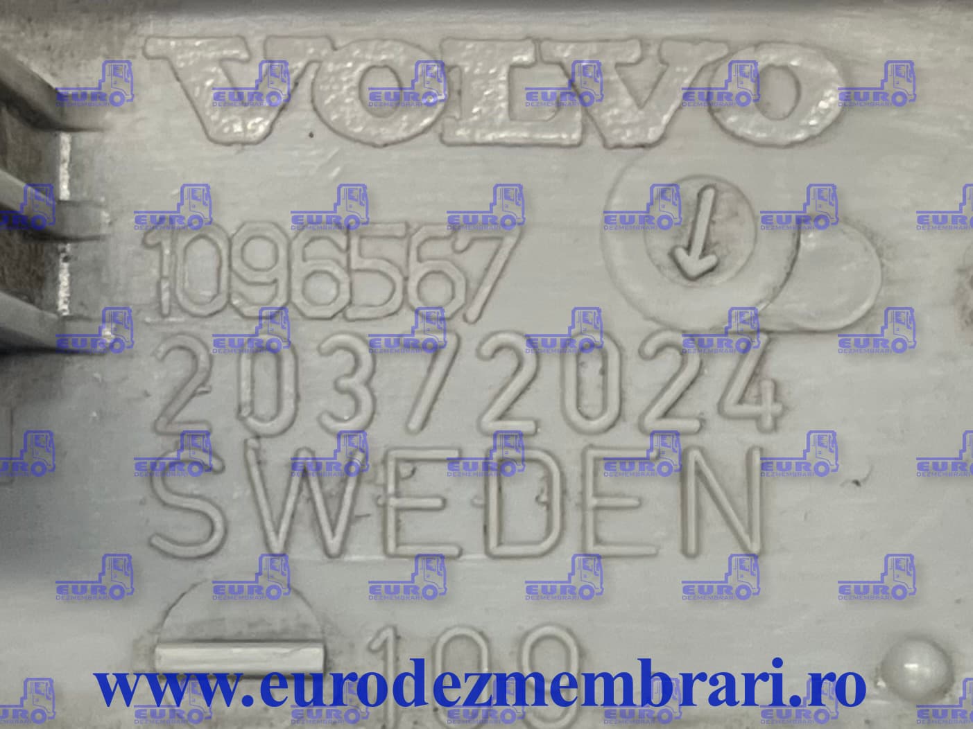 MŰSZERFAL ELEM VOLVO FM 1096567, 20372024 – 2. kép