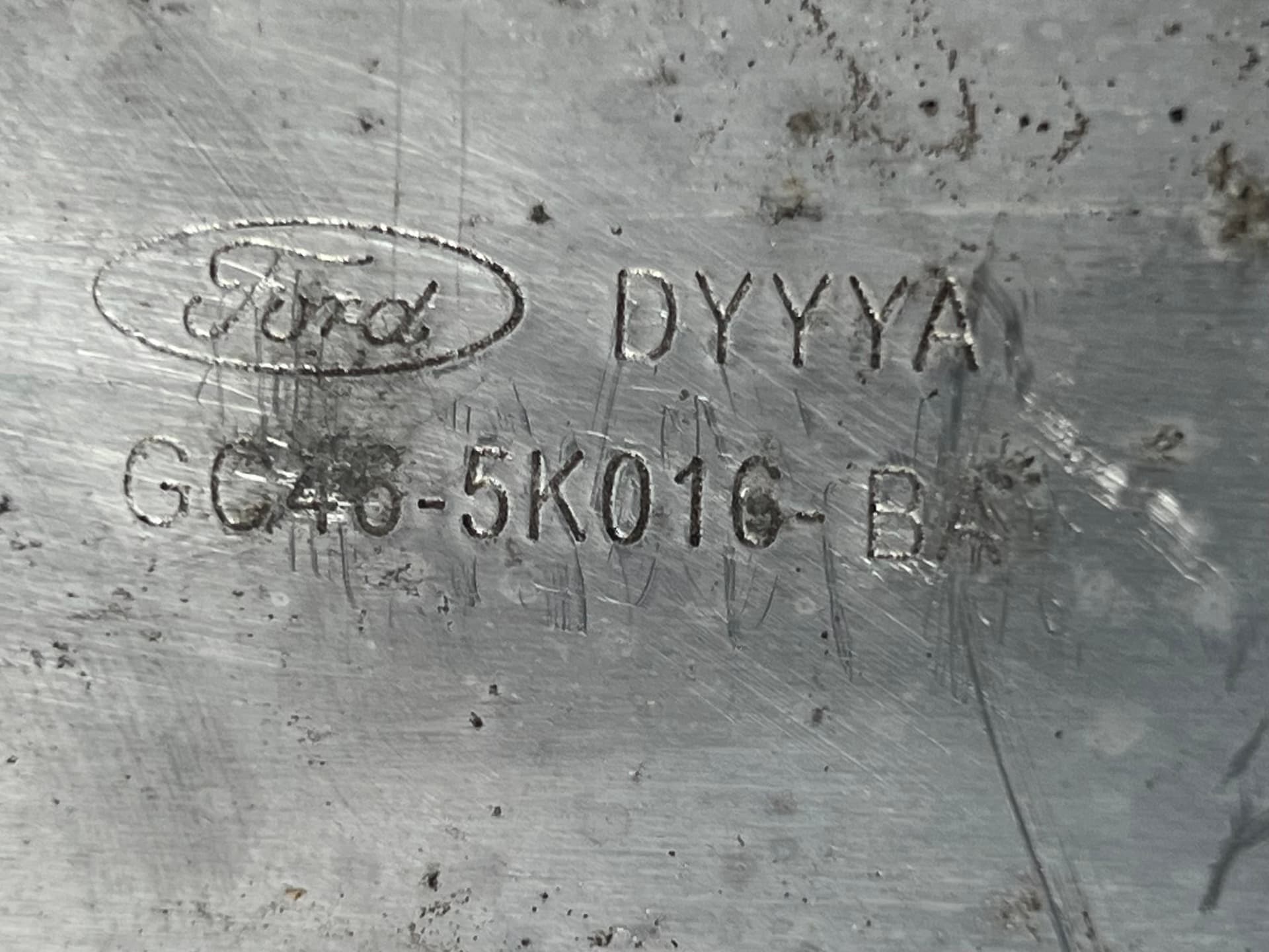 GRILAJ SASIU FORD GC465K016BA – imagine 2