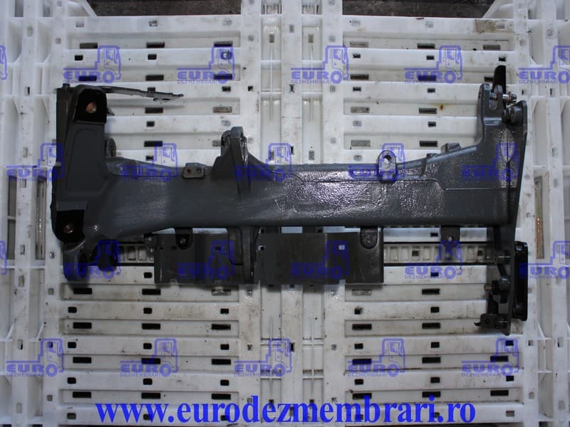 BRACKET DAF XF XG 2318439 – image 2