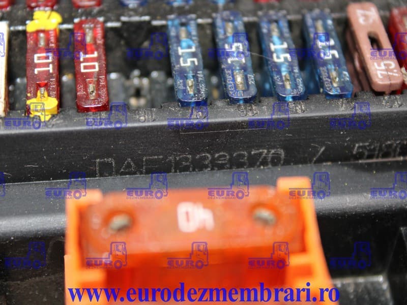 FUSE BOX DAF XF95 1333370 – image 3