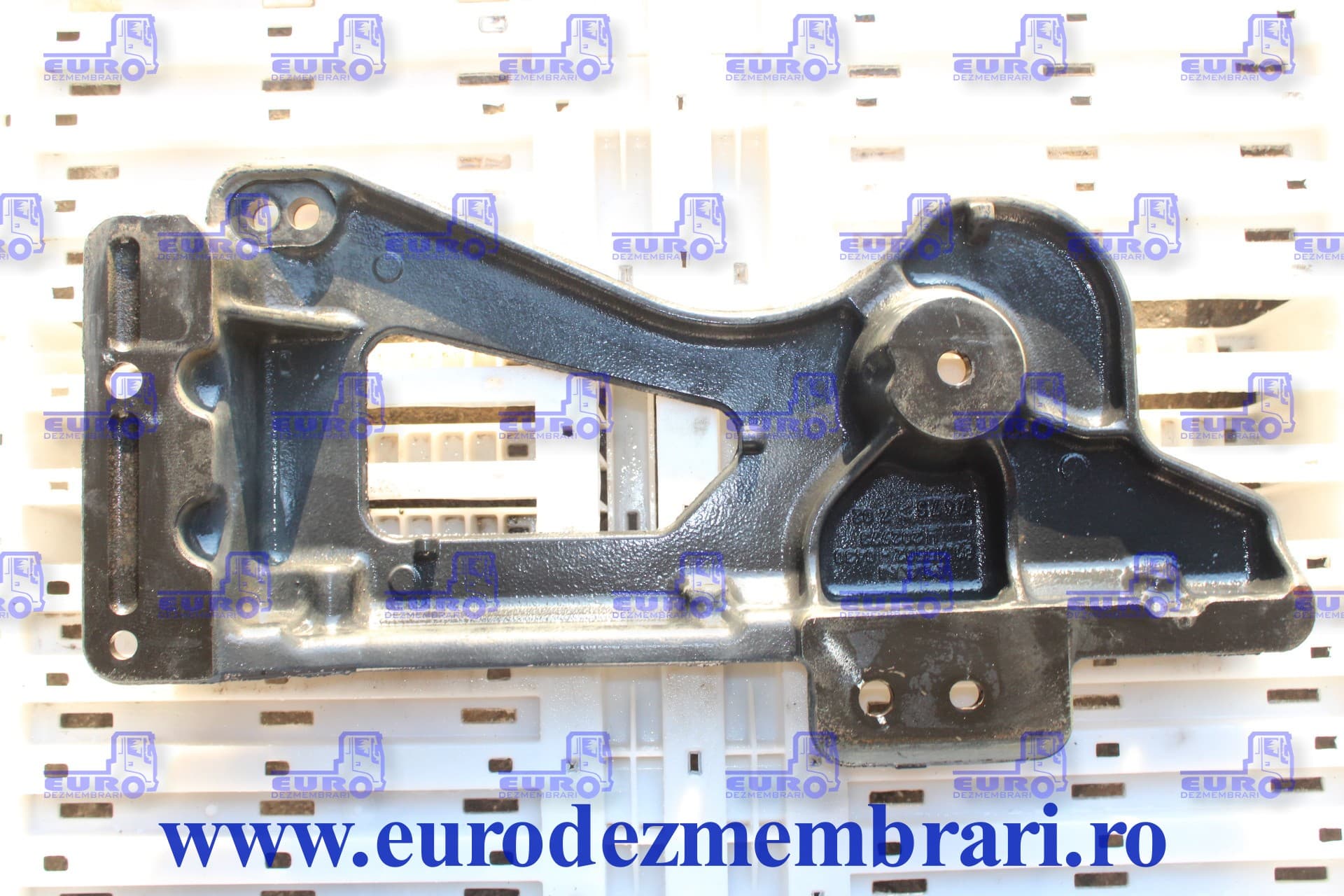 HALTERUNG VORNE FAHRGESTELL MAN TGS TG3 81.15502.0430