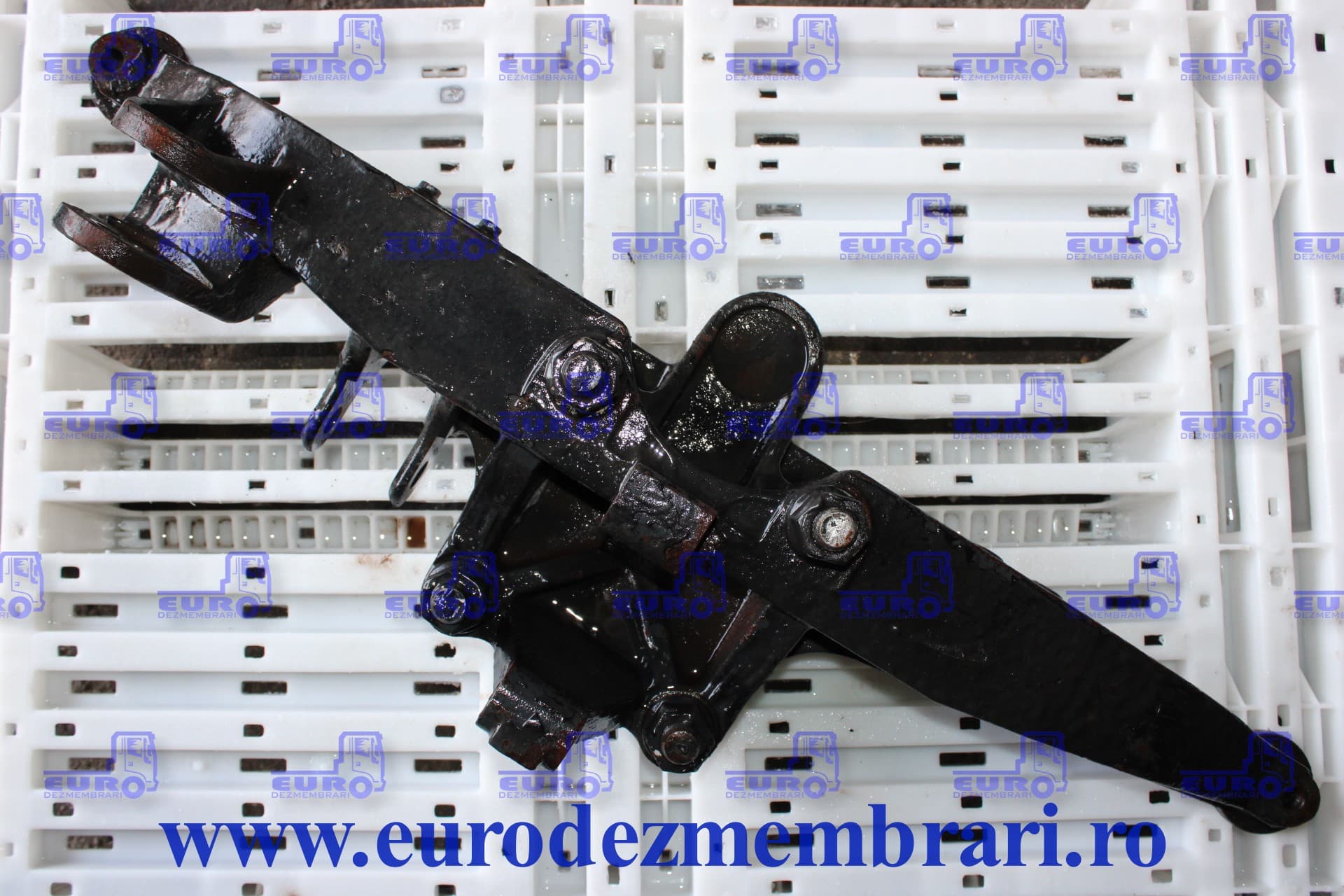 SUPORT PERNE AER STANGA AXA SPATE IVECO 41030417