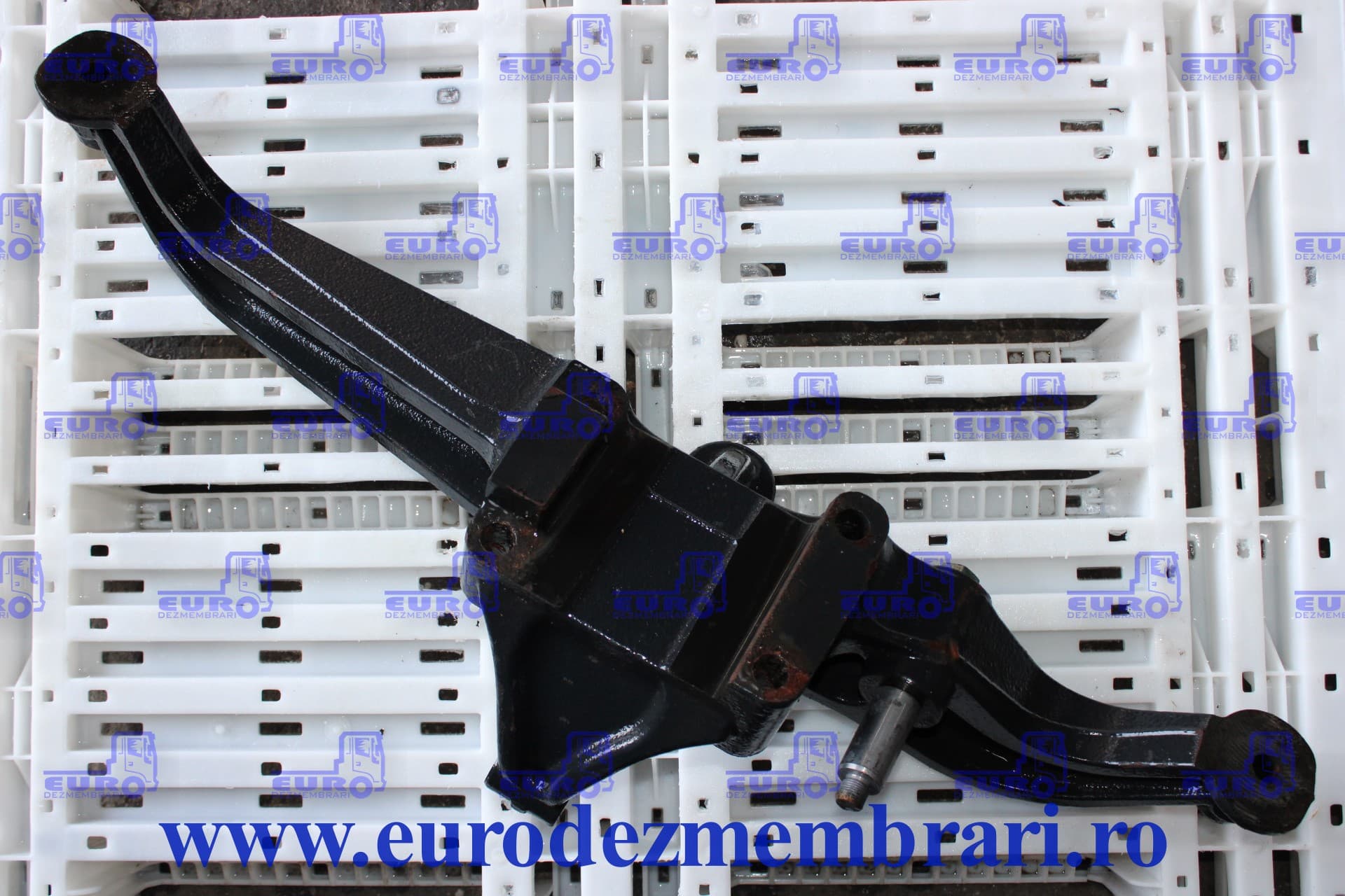 HALTERUNG LUFTFEDERN HINTERACHSE MAN TGX 81.43630.3202
