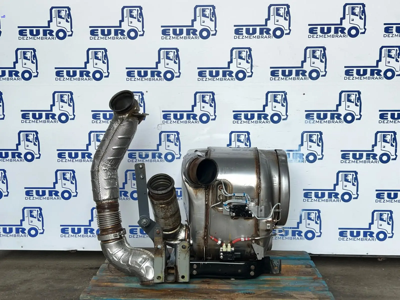 DAF 1900824 1947136